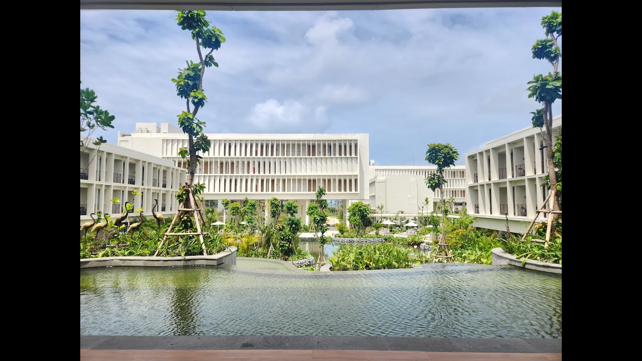 Holiday Inn Bintan (Suite with Pool View)