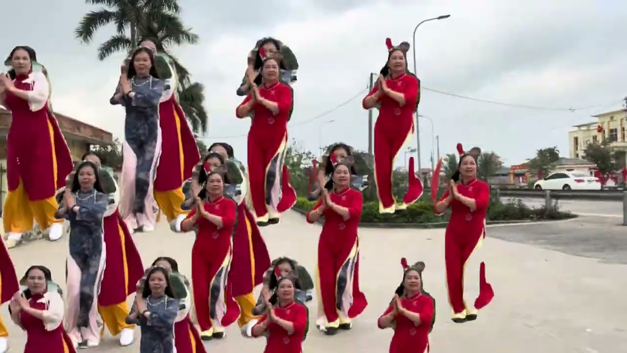 Gieo quẻ  - nhóm đa sắc màu ( vân lê) 