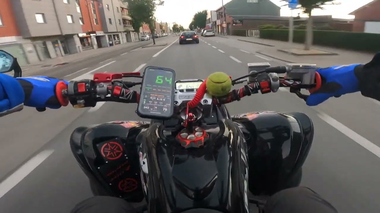 700 raptor sur autoroute belge