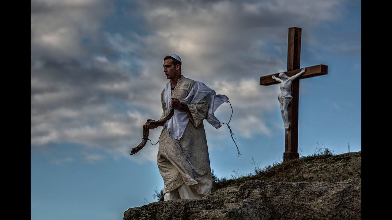 Dybuk  Rzecz o wędrówce dusz 2015