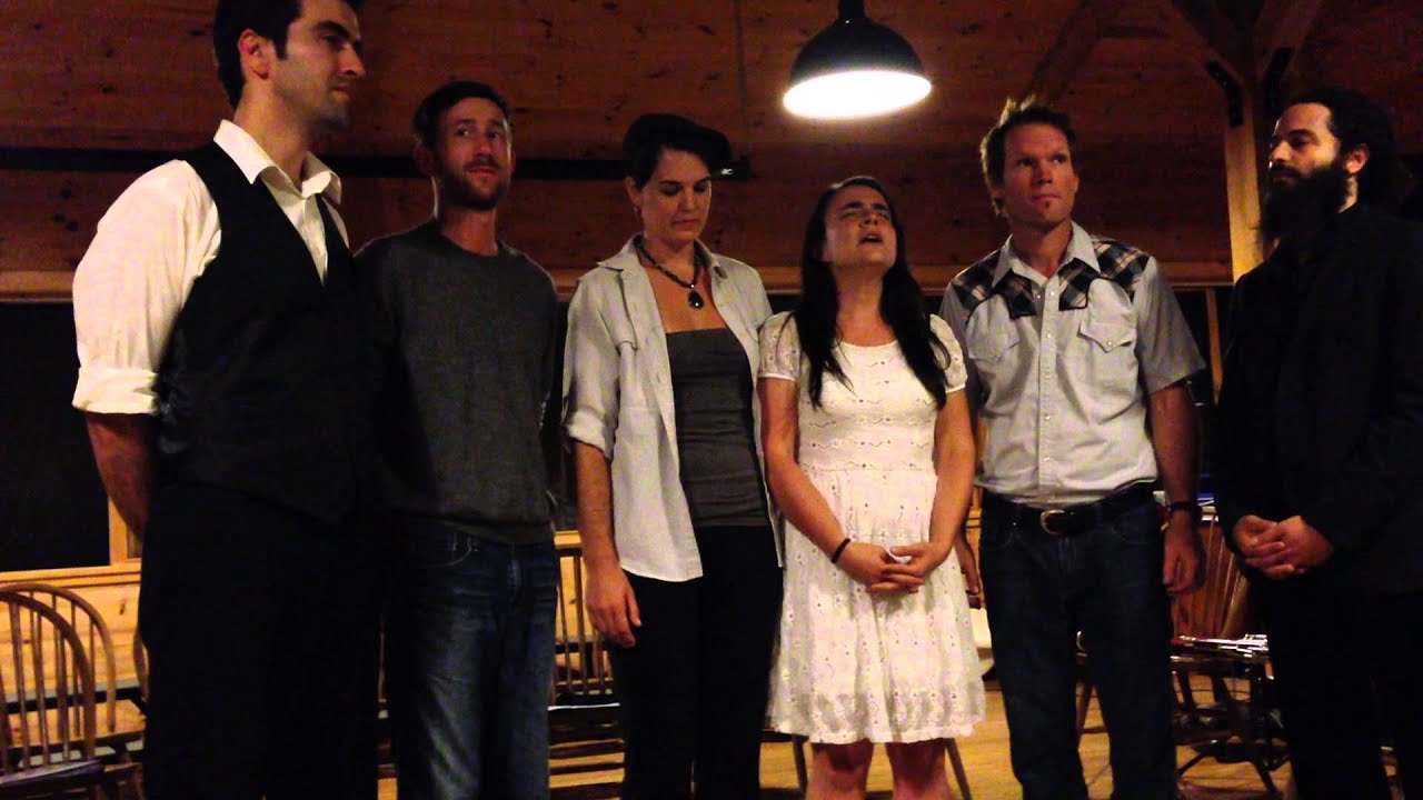Starry Mountain Singers perform 