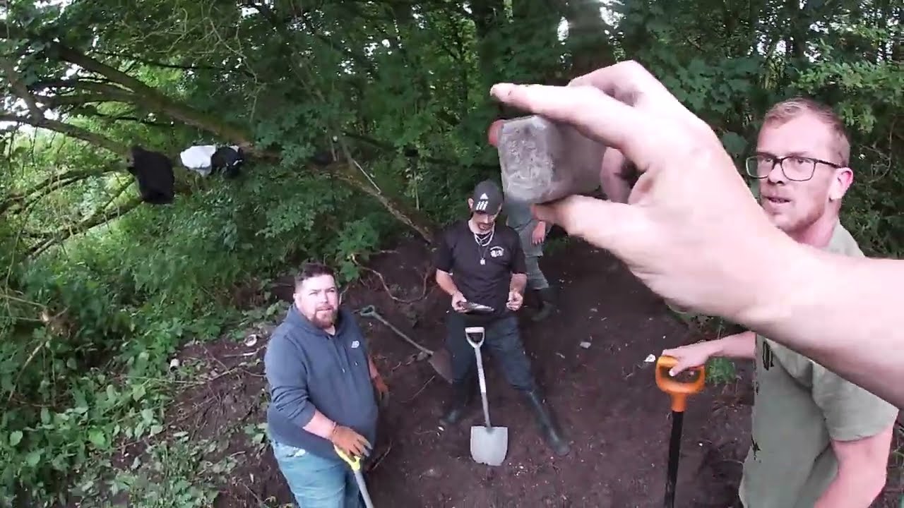Digging a Victorian Rubbish Dump