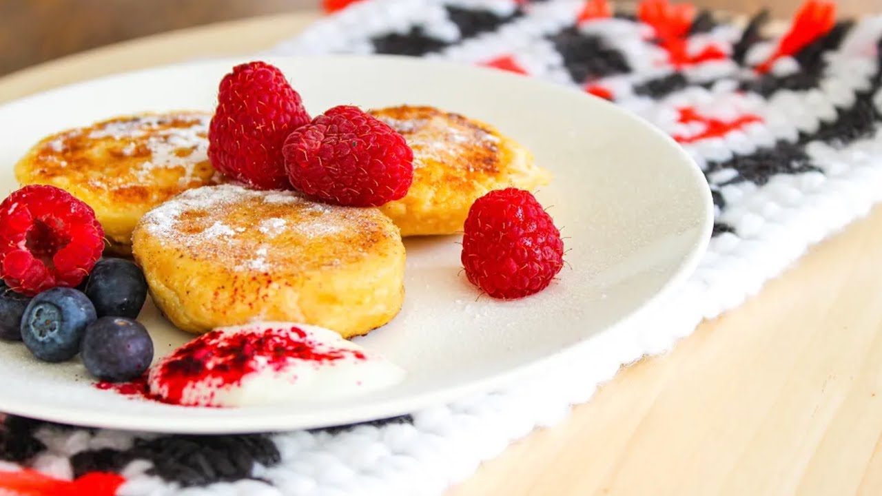 How to Make Syrniki | Ukrainian Cottage Cheese Pancakes Recipe