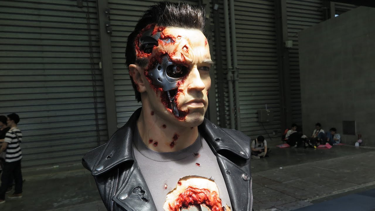 Queen Studios Terminator T-800 LIFE SIZE bust (Terminator 2)