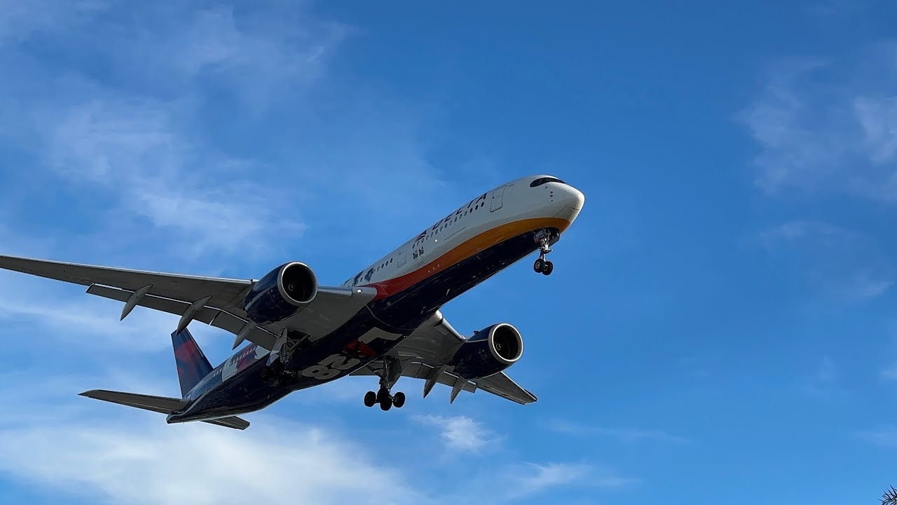 Planespotting LAX!!!