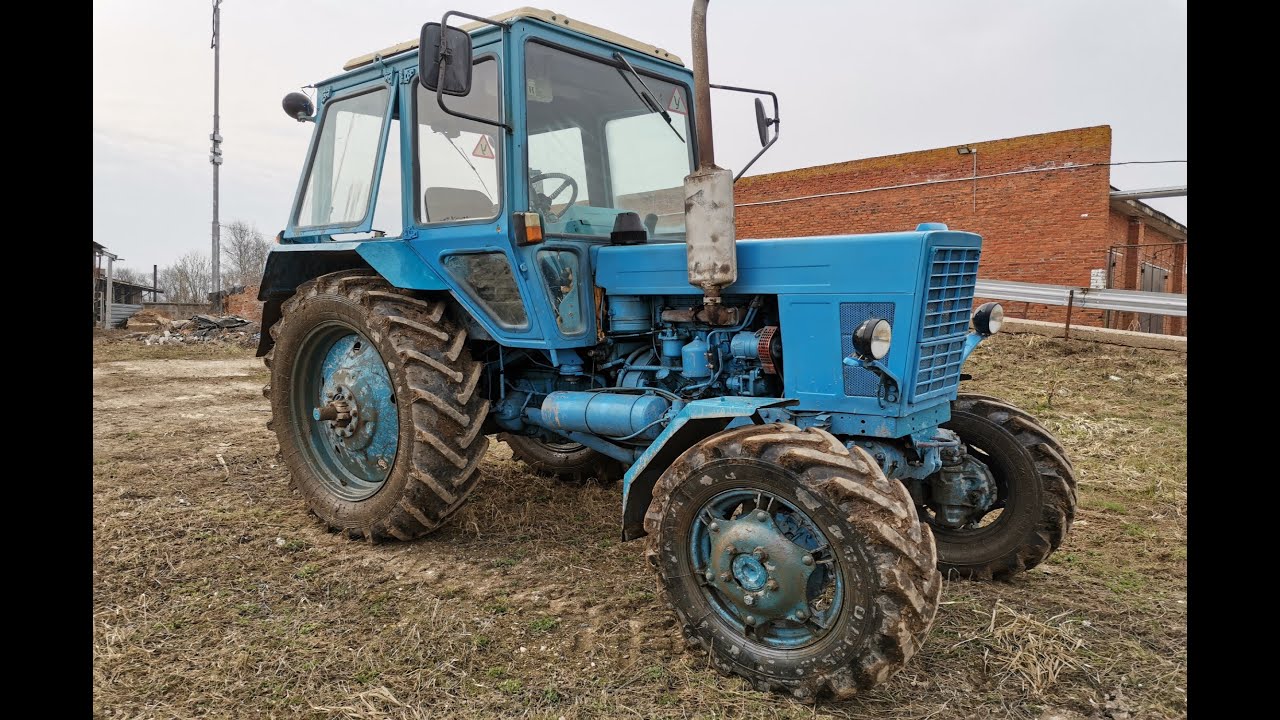 ТРАКТОР МТЗ- 82.1991Г. ЕДУ ВЫТАСКИВАТЬ ИЗ ГРЯЗИ ЗАСТРЯВШИЙ ГАЗ-53. МТЗ/ГАЗ/CCCР.