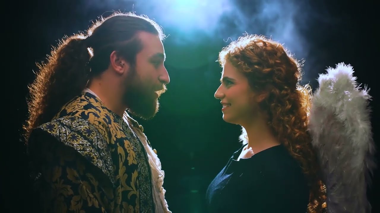 Metel l Malak - Layal Ghossain (feat. Julien Chaaya)