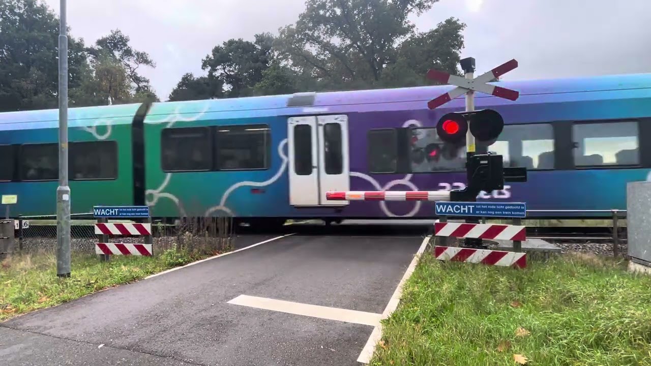 Aalten spoorwegovergang / railroad crossing (NL) 