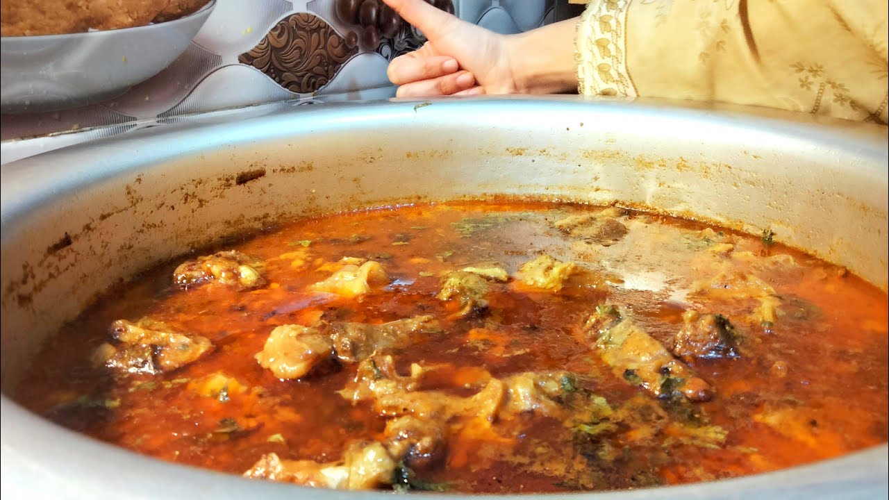Beef Paya Recipe - Baray Paye Lahori Style
