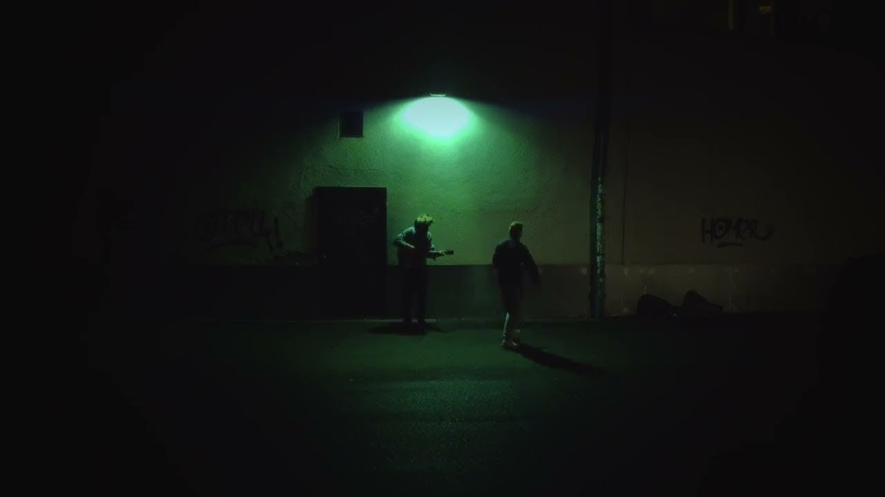 DXVE - BLAUSCHWARZ  (Official Music Video)
