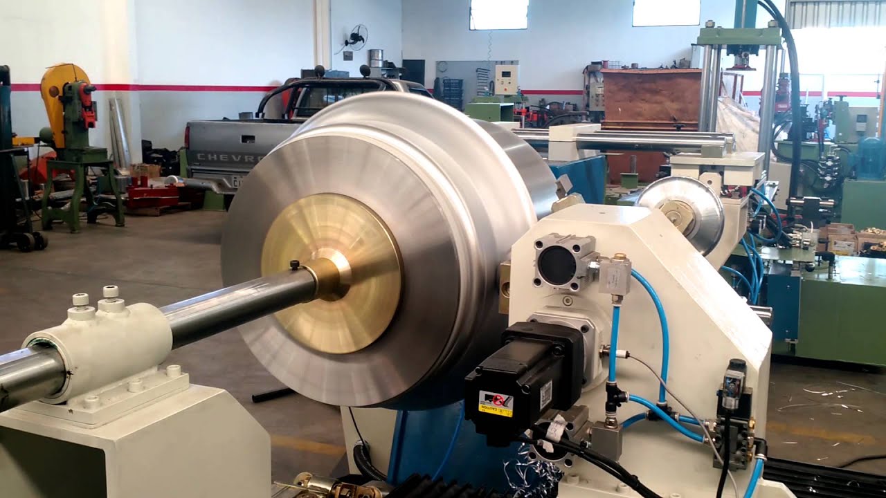 Torno de Repuxo Automático TH1100