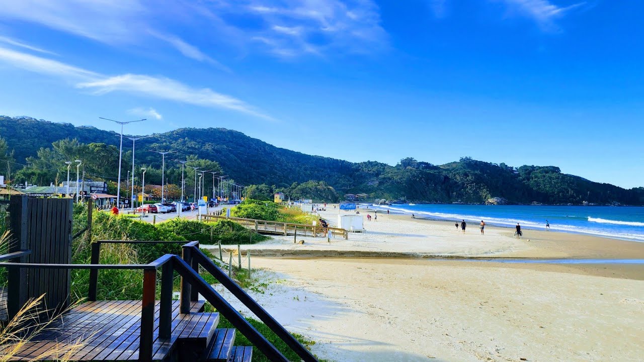 Praia de Mariscal. Bombinhas SC  dia 21.07.2024
