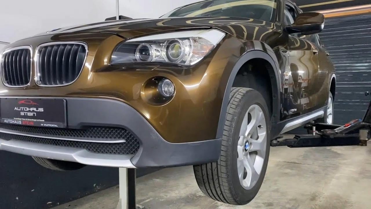 BMW X1 E84 FRONT BRAKE PADS AND DISKS CHANGE DIY HOW TO CHANGE BRAKES BMW X1 E84 18d BREMSEN XDRIVE