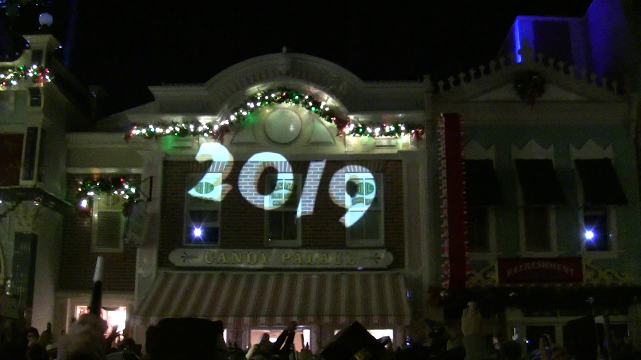 Disneyland Anaheim NYE 2018/19 (no) Fantasmic, Countdown, (no) Fireworks. Everything Canceled!