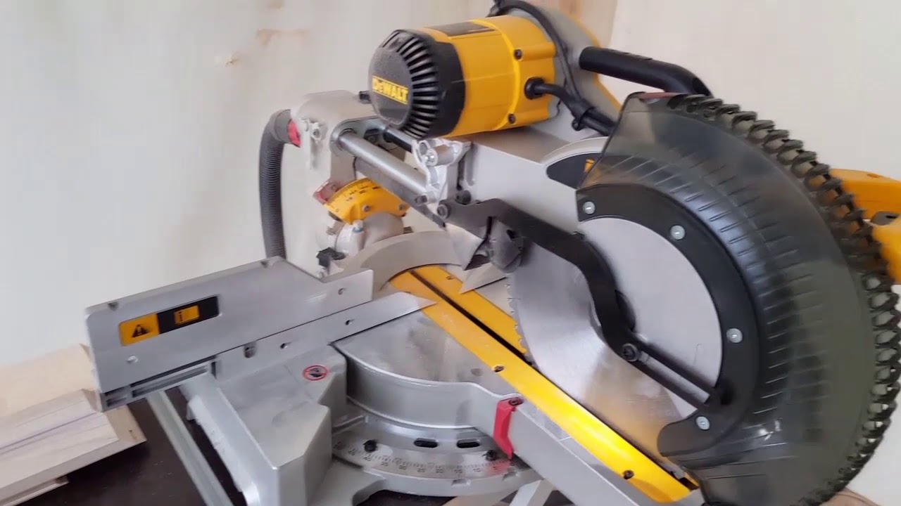 Обзор пилы Dewalt dws 780. ЗВЕРЮГА!!!)))
