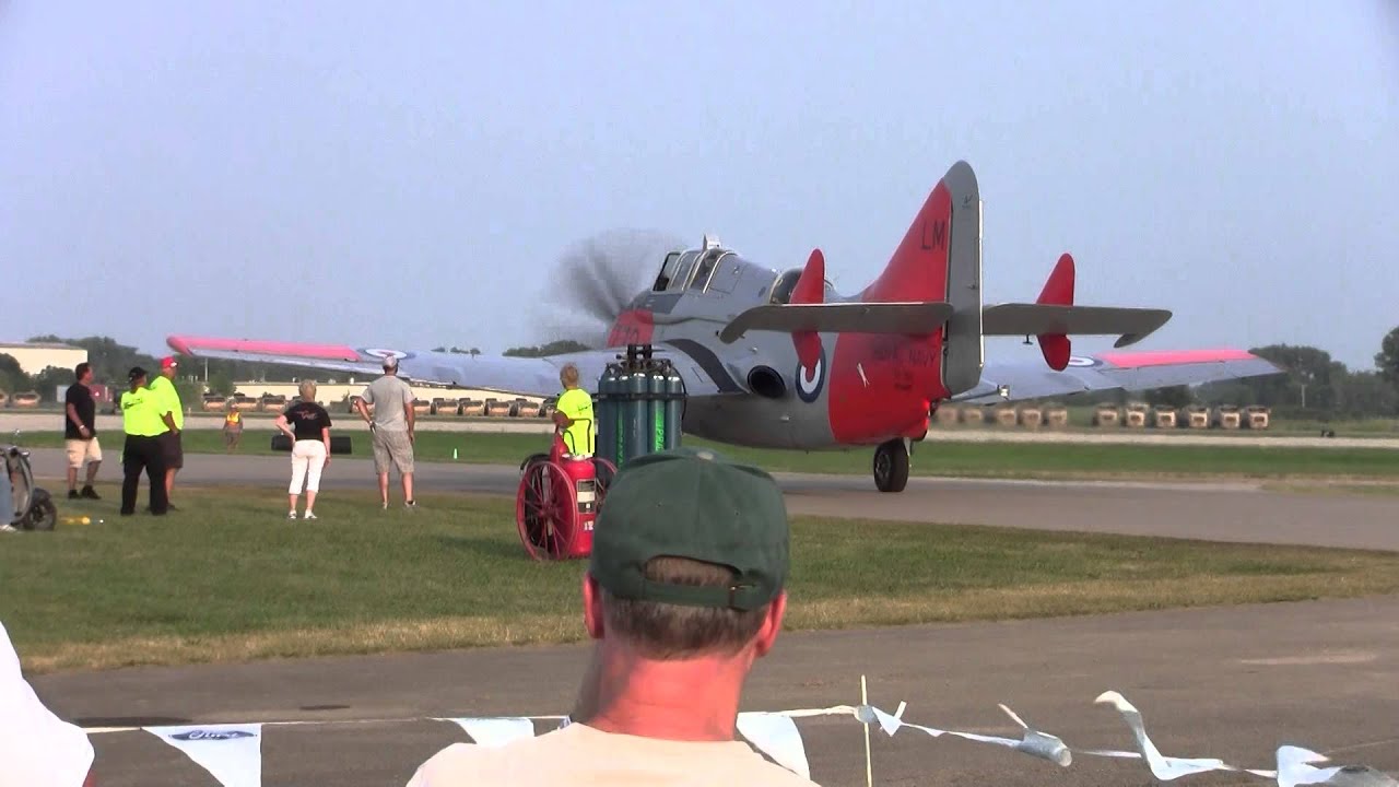 AirVenture 2014 Fairey Gannet