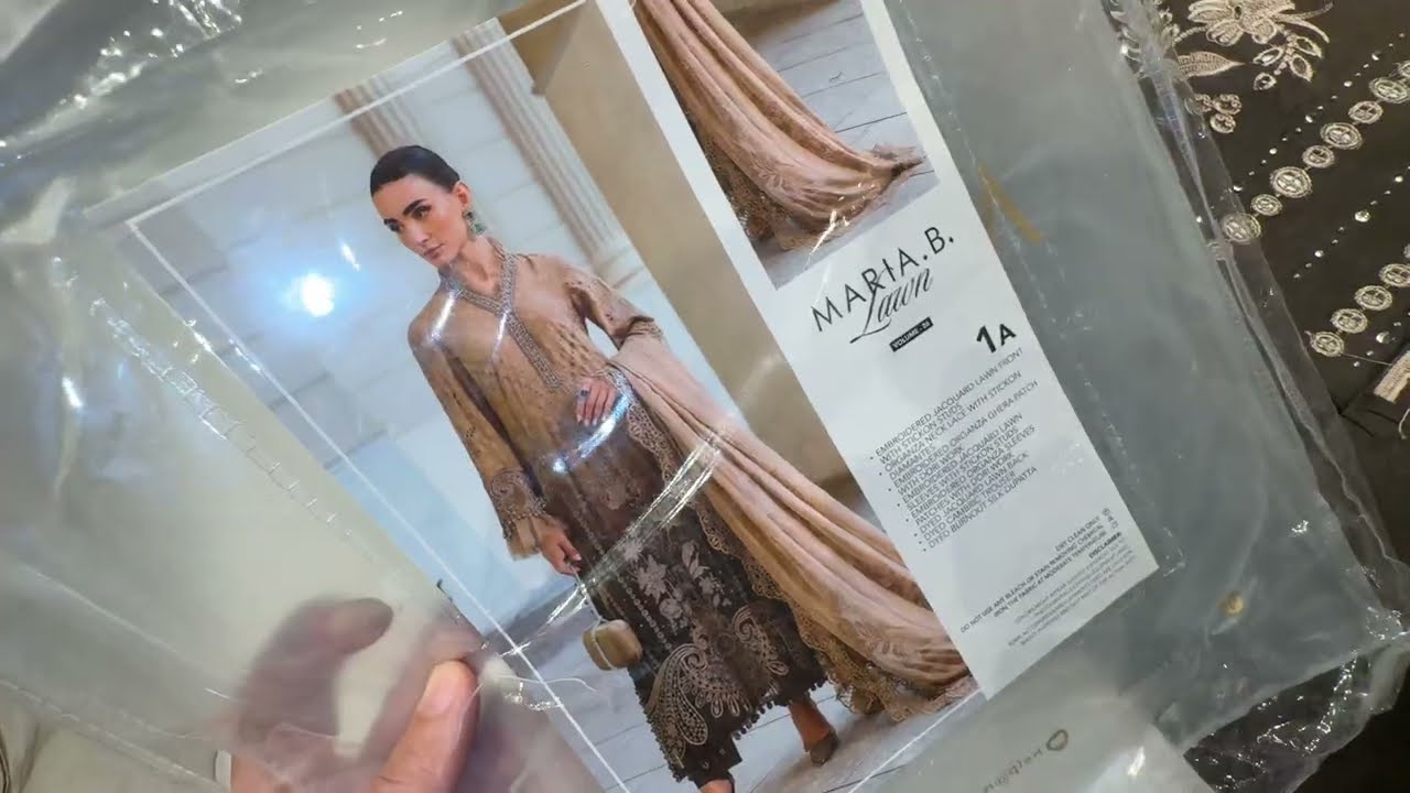 🥰 Maria B Lawn Original on Flat 1000 Discount 😍