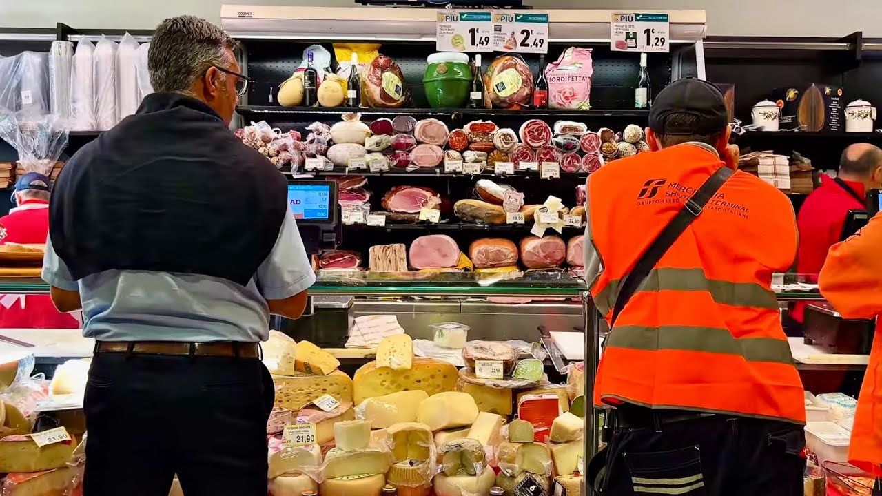 Italian Supermarket Conad || Food Prices in Italy || Naples || Shopping || Travel Guide 