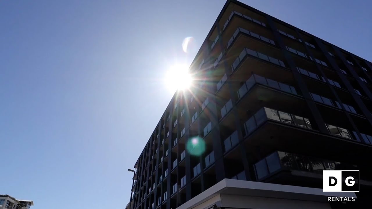 Inside Station House Sea Point | Luxury 1-Bed | Sky Bar & No Load-Shedding