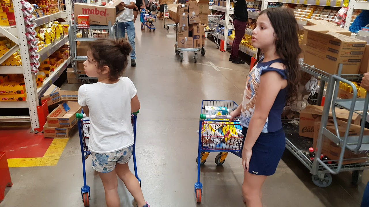 Fazendo comprinhas na Super Adega!!!