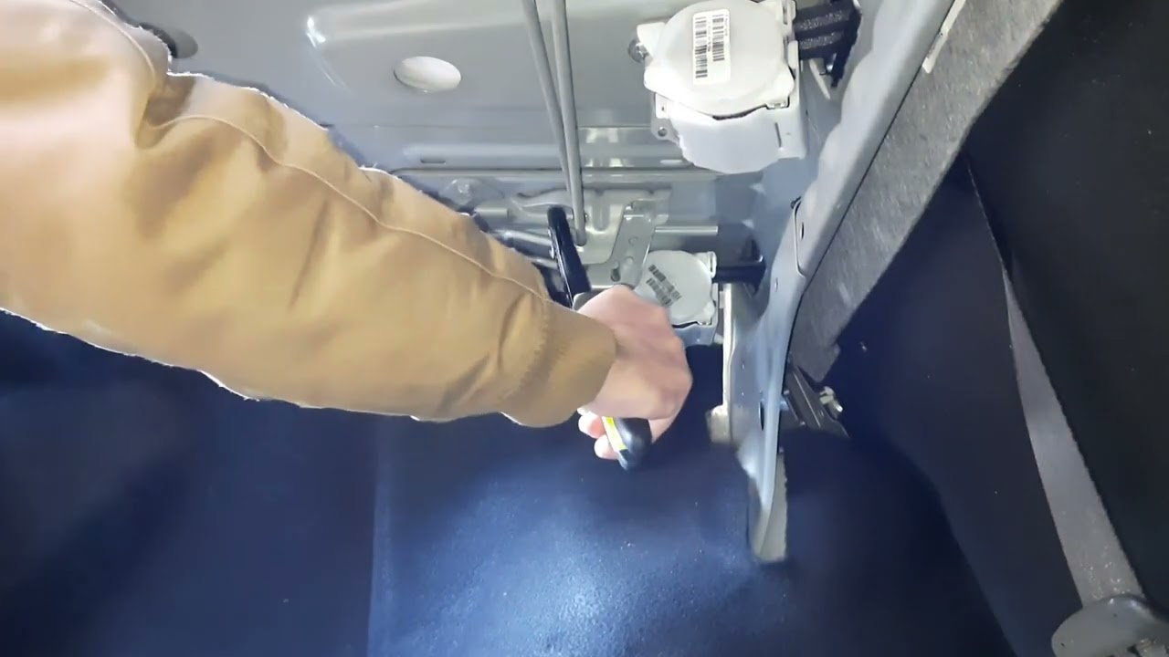 Стоковые регулировки багажника Lada Granta