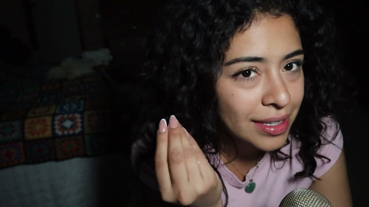 ASMR / RESPONDIENDO PREGUNTAS INTIMAS
