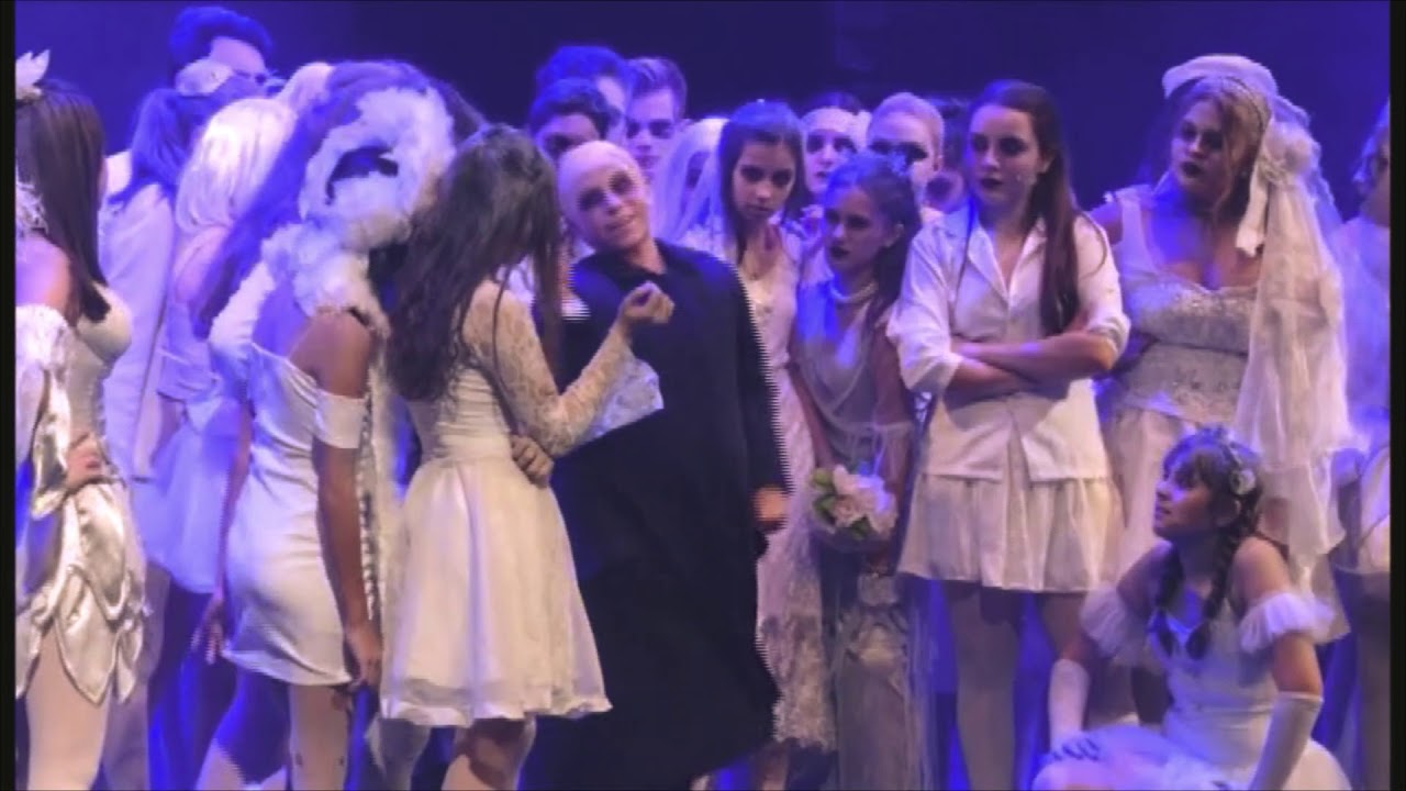 Matheus Ueta em A Família Addams - Tio Fester TeenBroadway 2017 -  COMPLETO