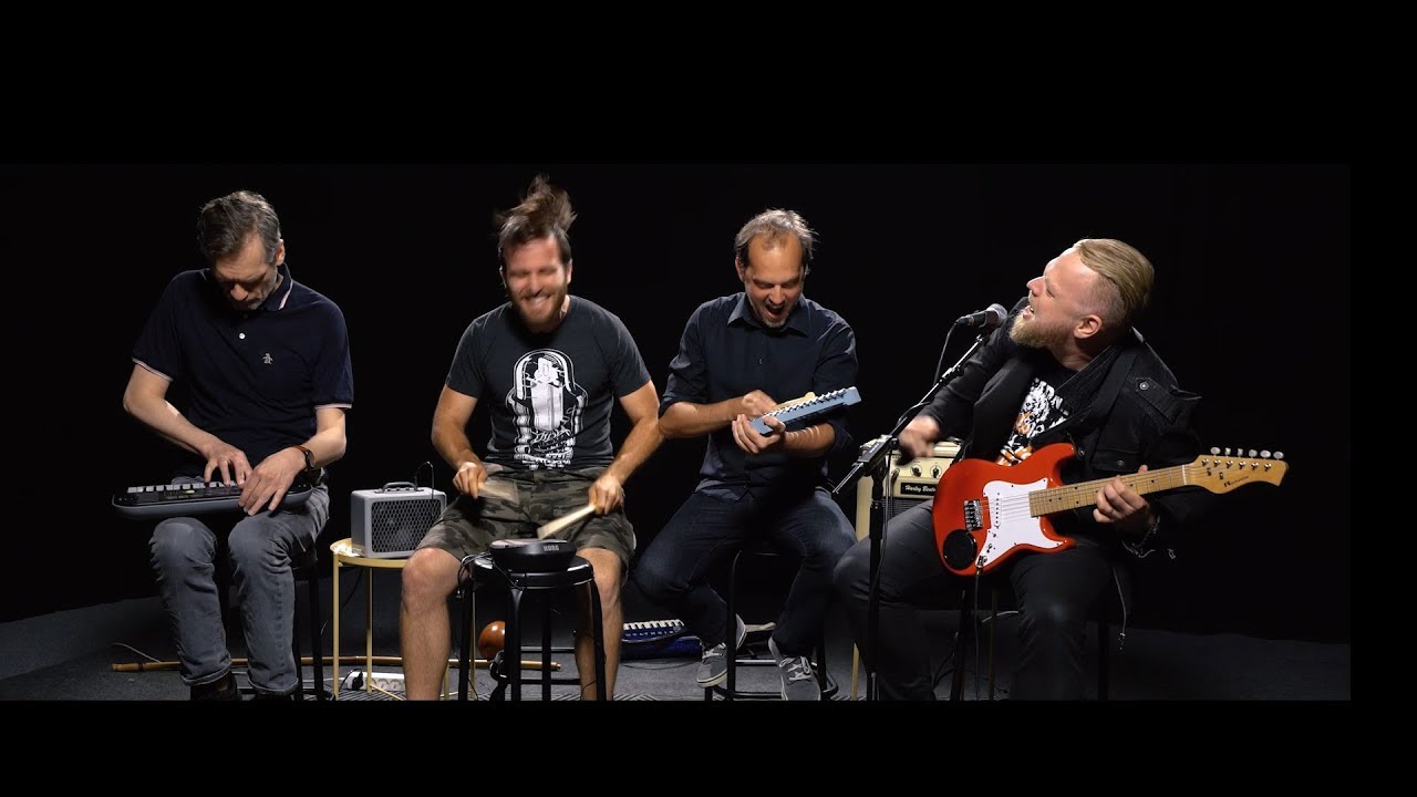 Čad - SK hity mash-up (Live z relácie Na koberci s Balážom a Hubinákom) | VJU.sk