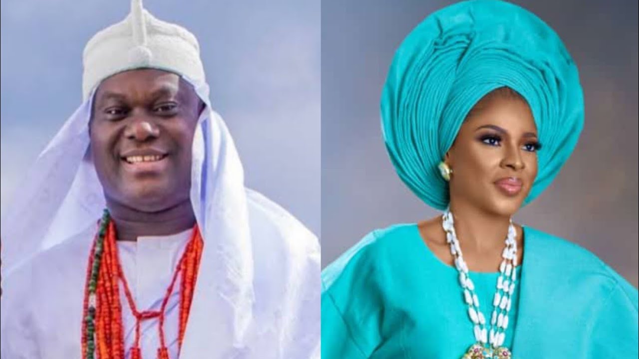 MOMENT OONI OF IFE SINGS A BIRTHDAY SONG TO OLORI TEMITOPE OGUNWUSI