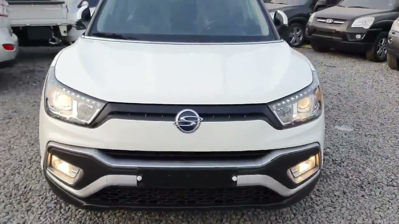 2017 SSANGYONG TIVOLI AIR SUNROOF DIESEL AUTO 2WD