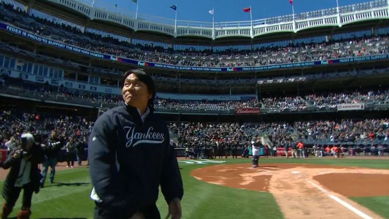 Matsui returns for ceremonial first pitch