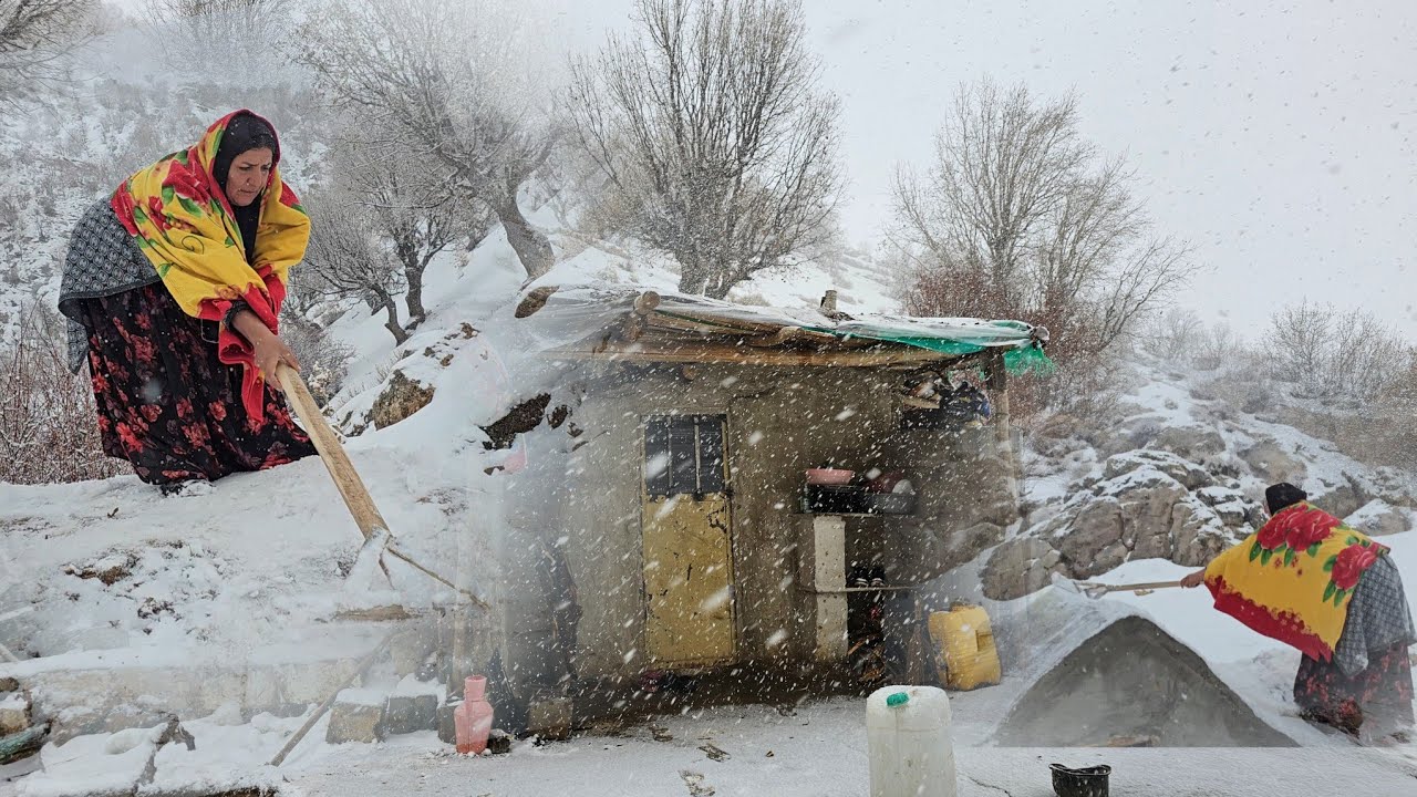 The harsh winter of the icy and snowy mountains, the strength of Farideh, a brave and hardwo