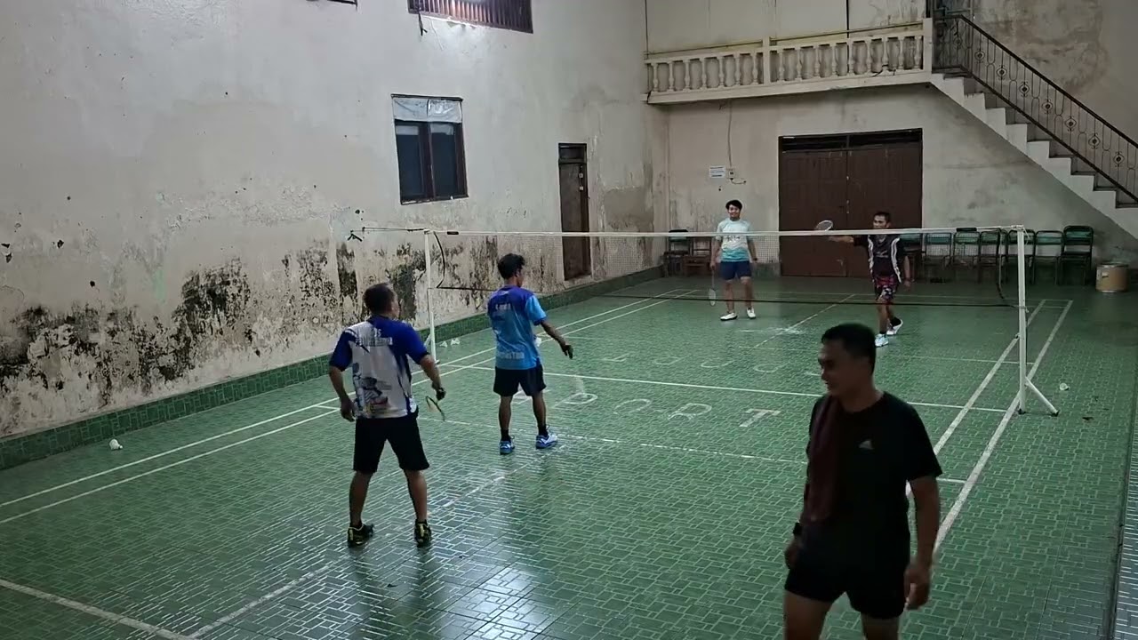 Ari,fauzi vs om yus,pak mun