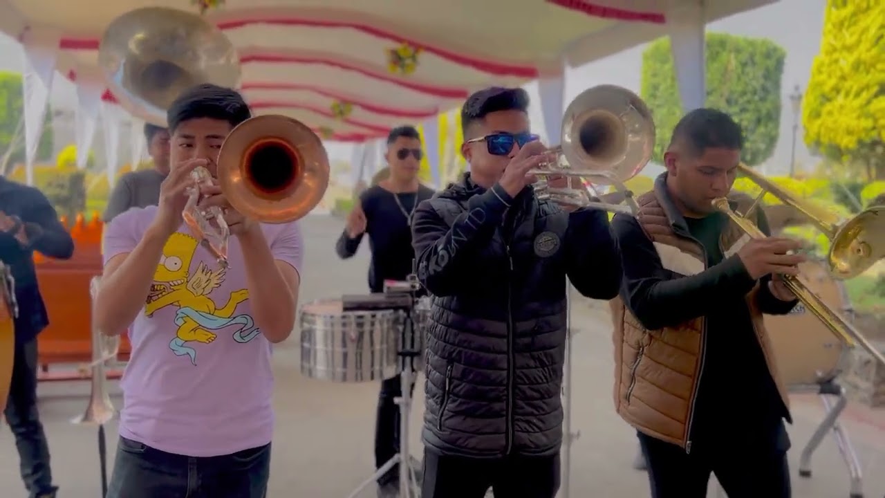 El Reloj Cucú - Banda Puro Santa Rosa