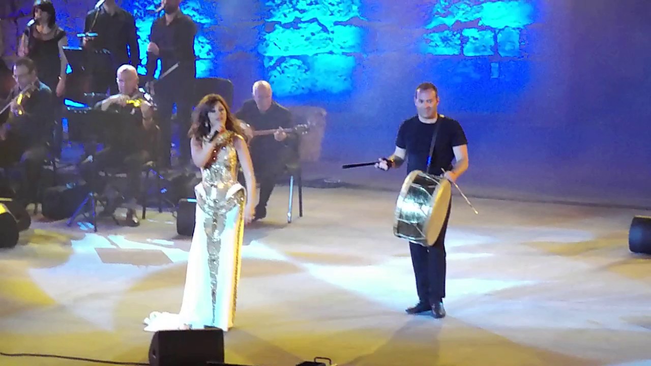 Najwa Karam - koktail-Carthage 2016