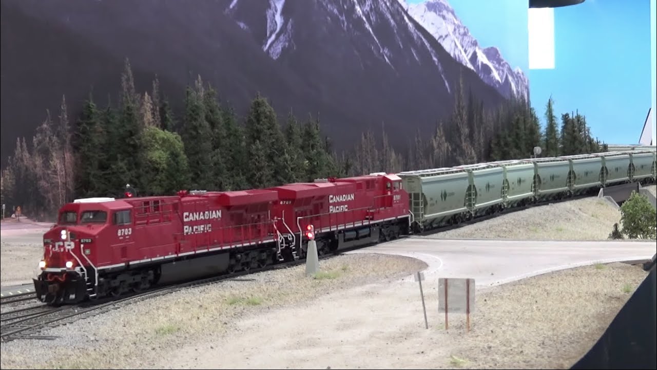 HO Eastbound Potash Empties