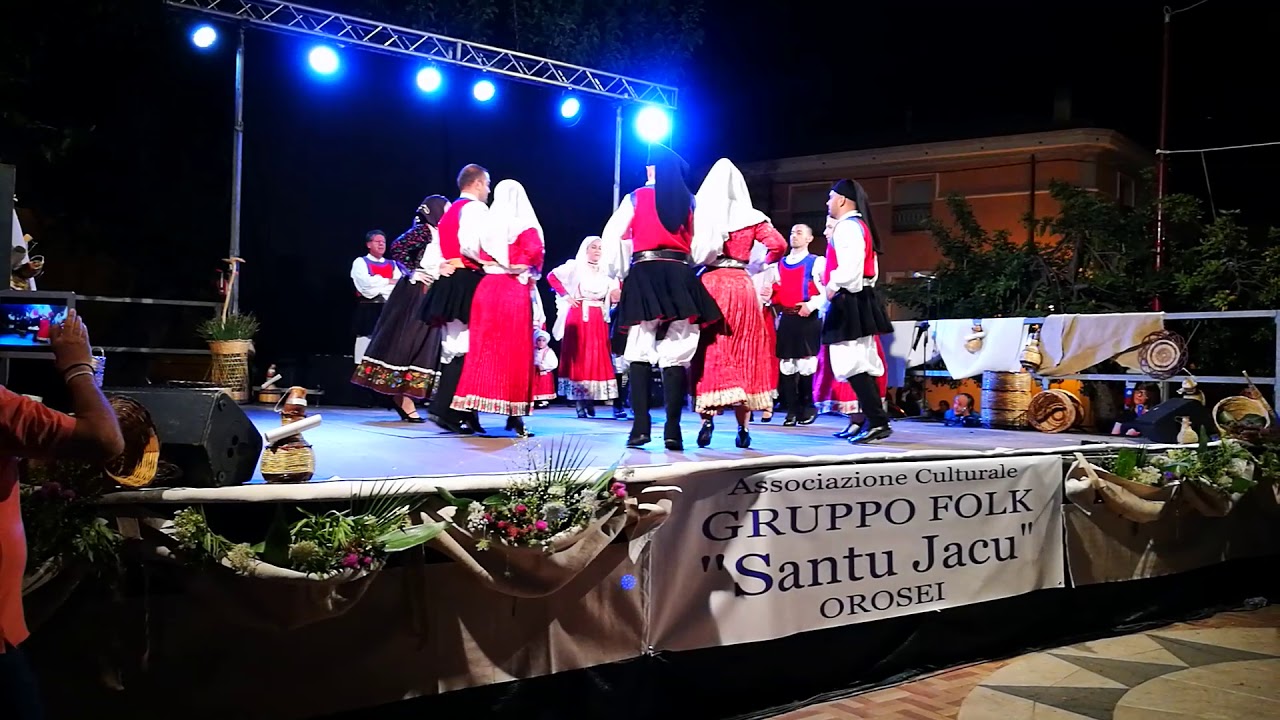 Gruppo Folk Santu Jacu Orosei - Passu Torratu