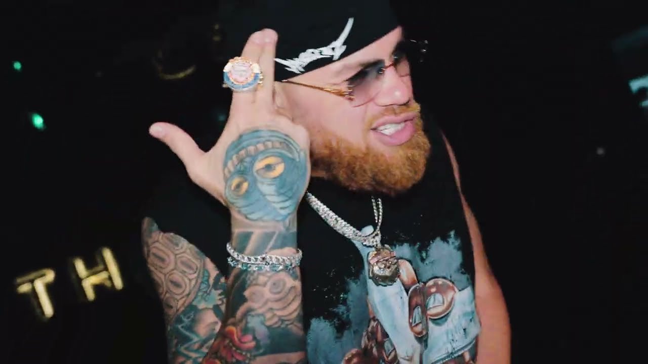 Miky Woodz - &Uacute;nico Adversario (Video Oficial) | Everything RiaL