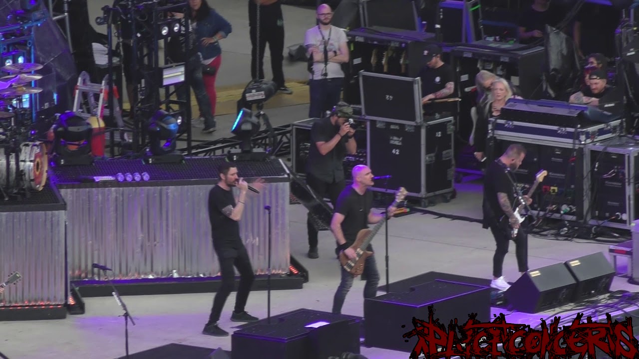 Breaking Benjamin Live - Torn In Two - Columbus, OH (May 18th, 2018) ROTR [1080HD]