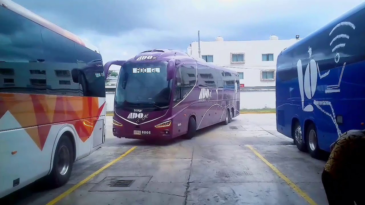 Salidas de Autobuses ADO.