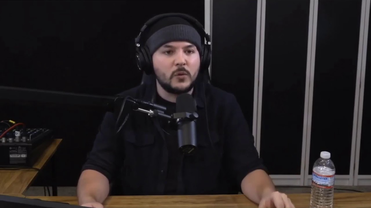 Tim pool is destroying hunter Avalone with facts and knowledge
