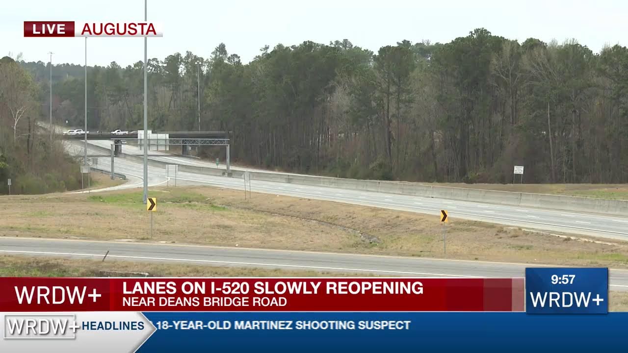 LIVE: Crash shuts down all of Interstate 520