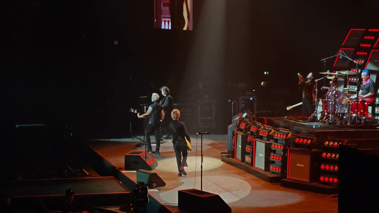 Green Day - Know Your Enemy (Live in Paris, France 2024) 4K HD 60FPS