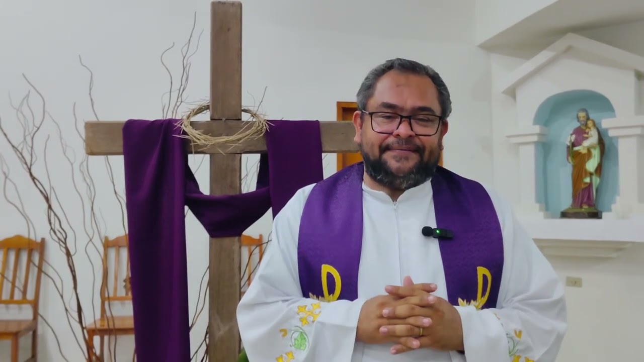Padre Hermínio fala ao Portal Campo alegre após a missa de quarta-feira de cinzas.