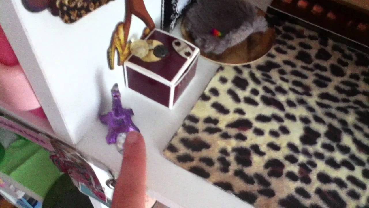 3ème parties de ma maison monster high cher ma mère