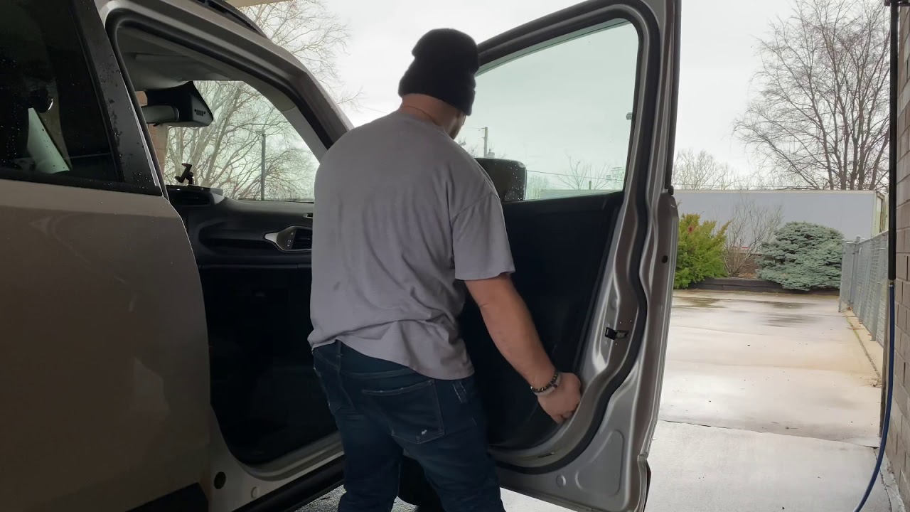 Jeep Renegade Door Speaker Install