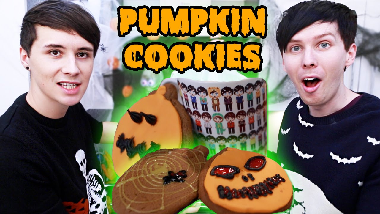 Halloween Baking - PUMPKIN SPICE PUMPKIN COOKIES