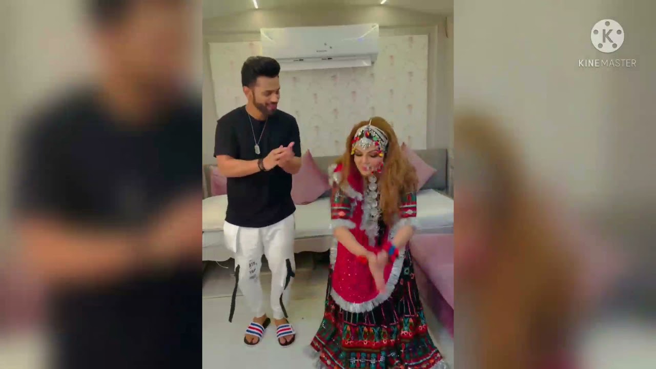 garbe ki raat song rakhi sawant and Nia Sharma dancing with Rahul vaidya