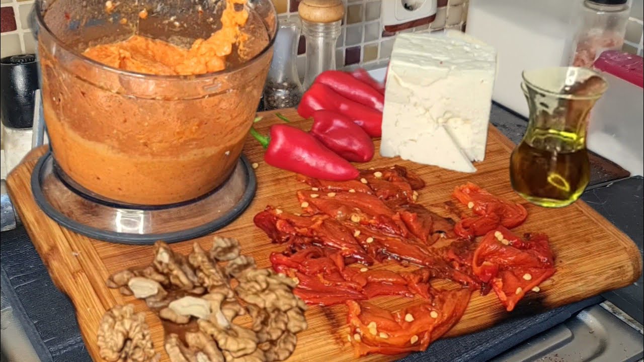 Греческая мезе с перцем — вы не сможете устоять перед этой вкусной пастой из греческой таверны