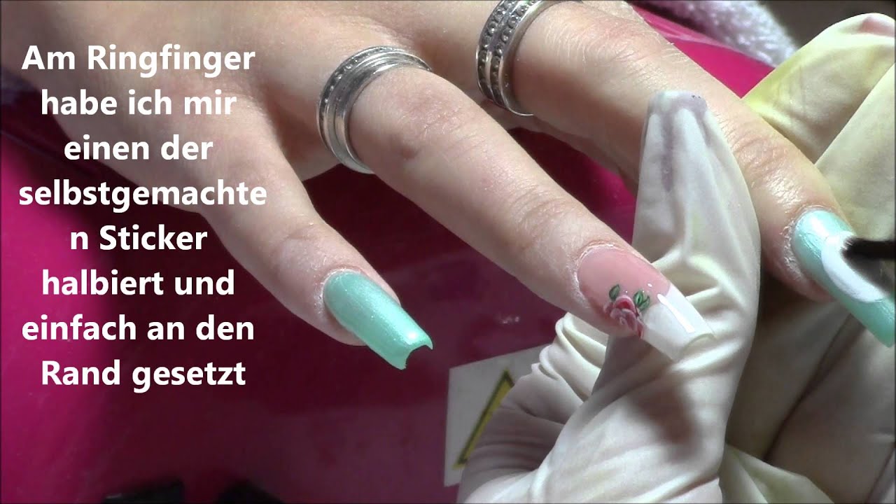 Lange Gelnägel mit Tunnel Tips und Vintage Nailart